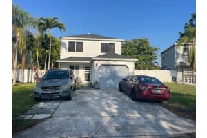 4675 Lakeside Circle, West Palm Beach, FL 33417 - MLS#B26006772