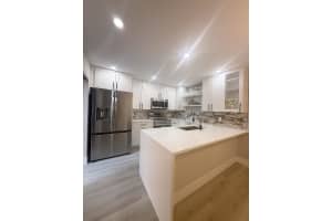 205 Charter Way, West Palm Beach, FL 33407 - MLS#B26006773