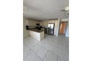 42 Sussex B, West Palm Beach, FL 33417, West Palm Beach, FL 33417 - MLS#B26006823
