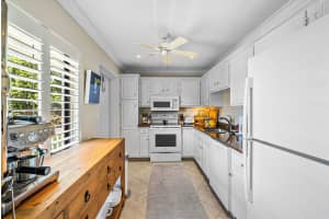 4595 Kittiwake Court, Boynton Beach, FL 33436 - MLS#B26006832