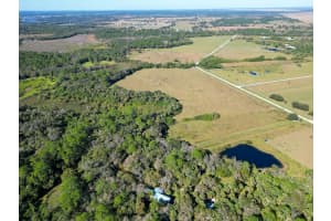 3702 Wild Turkey Lane, Okeechobee, FL 34974 - MLS#B26006875