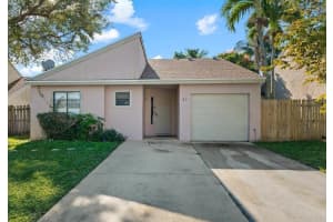 31 Peachtree Place, Boynton Beach, FL 33436 - MLS#B26006898
