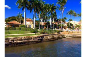 110 Yacht Club Way, Hypoluxo, FL 33462 - MLS#B26006939