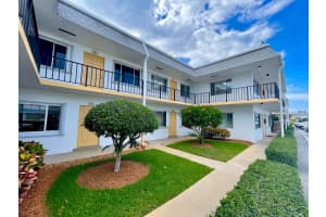 3240 Lake Osborne Drive 206, Lake Worth Beach, Fl 33461, Lake Worth Beach