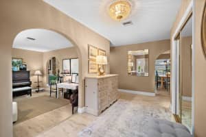 8730 Lake Dasha Terrace, Plantation, FL 33324 - MLS#B26006973