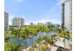 2670 Sunrise Boulevard, Fort Lauderdale, FL 33304 - MLS#B26007006