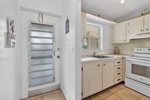 9855 Sandalfoot Boulevard, Boca Raton, FL 33428 - MLS#B26007007