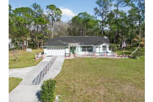 8016 West Drive, Wesley Chapel, FL 33544 - MLS#B26007064