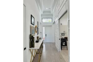 8537 Apple Falls Lane, Boca Raton, FL 33496 - MLS#B26007070