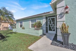 8781 Sand Lake Court, Lake Worth, FL 33467 - MLS#B26007083