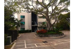 3050 68th Street, Fort Lauderdale, FL 33309 - MLS#B26007107