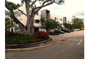 3050 68th Street, Fort Lauderdale, FL 33309 - MLS#B26007107