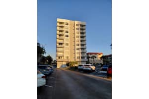 3113 Ocean Drive, Hallandale Beach, FL 33009 - MLS#B26007115