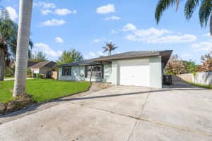 1672 Schleicher Lane, Port Saint Lucie, FL 34984 - MLS#B26007126