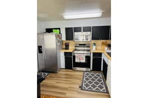 8 Montilla Way, Port Saint Lucie, FL 34952 - MLS#B26007138