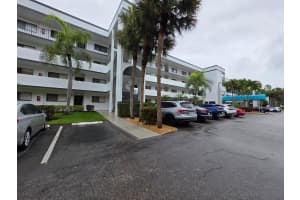 4725 Lucerne Lakes Boulevard, Greenacres, FL 33467 - MLS#B26007157