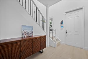 653 Castle Drive, Palm Beach Gardens, FL 33410 - MLS#B26007161