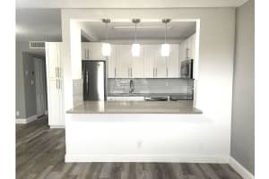 700 Village Green Court, Palm Springs, FL 33461 - MLS#B26007164