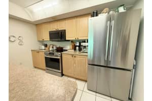 179 Waterside Drive, Hypoluxo, FL 33462 - MLS#B26007185