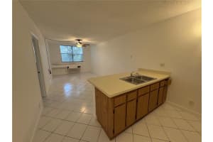 2401 Riverside Drive, Coral Springs, FL 33065 - MLS#B26007212