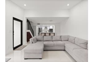 12350 12th Court, Pembroke Pines, FL 33026 - MLS#B26007236