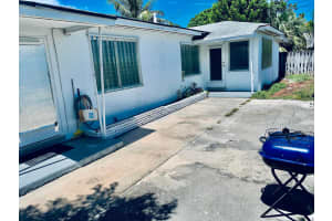 1420 Federal Highway, Lake Worth Beach, FL 33460 - MLS#B26007259