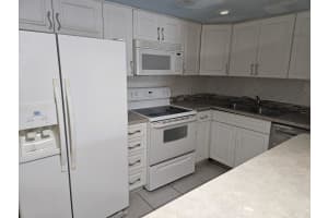 5570 44th Street, Lauderhill, FL 33319 - MLS#B26007275