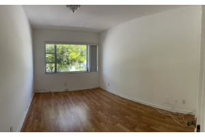 5800 22nd Way, Fort Lauderdale, FL 33308 - MLS#B26007295