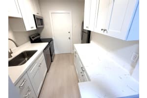 2220 68 Street, Fort Lauderdale, FL 33308 - MLS#B26007329