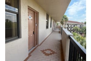 2766 Carambola Cir Circle, Coconut Creek, FL 33066 - MLS#B26007348