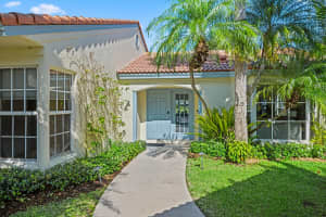 2235 Las Brisas Court, Wellington, FL 33414 - MLS#B26007349