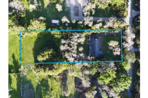 9003 Nw 70th Court, Parkland
