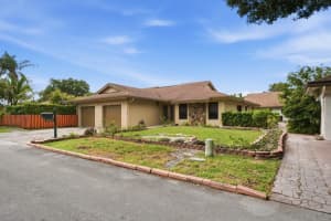 6621 4th Court, Plantation, FL 33317 - MLS#B26007360