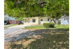 51 Davis Road, Palm Springs, FL 33461 - MLS#B26007363