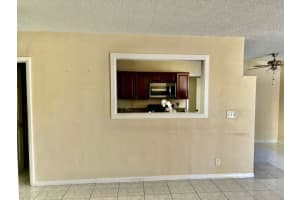 51 Davis Road, Palm Springs, FL 33461 - MLS#B26007363