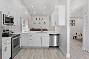 12 Paxford Lane, Boynton Beach, FL 33426 - MLS#B26007366