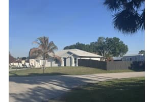 272 Sw Crescent Avenue, Port St. Lucie, Fl 34984, Port Saint Lucie