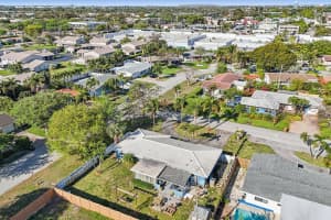 818 9th Terrace, Deerfield Beach, FL 33441 - MLS#B26007388