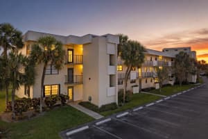 2420 Deer Creek Country Club Boulevard, Deerfield Beach, FL 33442 - MLS#B26007414