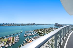 220 Lake Shore Drive, Lake Park, FL 33403 - MLS#B26007416