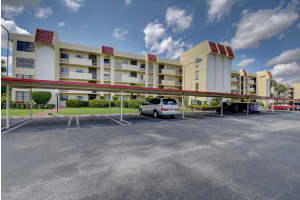 23247 Barwood Ln Lane, Boca Raton, FL 33428 - MLS#B26007430