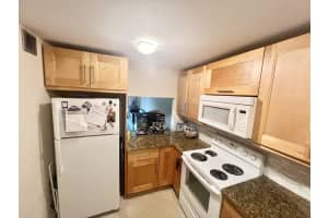 9430 Tangerine Place 202, Davie, Fl 33324, Davie