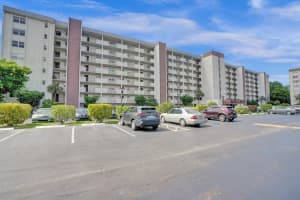 5860 44th Street, Lauderhill, FL 33319 - MLS#B26007457