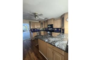 1040 5th Street, Stuart, FL 34996 - MLS#B26007525