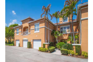 5020 Fairways Circle, Vero Beach, FL 32967 - MLS#B26007541