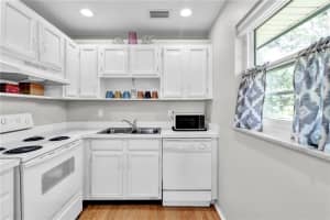 32 Pine Arbor Lane, Vero Beach, FL 32962 - MLS#B26007592