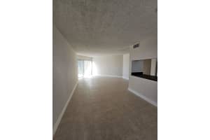 1950 Congress Avenue, West Palm Beach, FL 33401 - MLS#B26007599