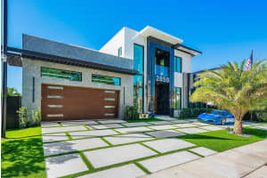 2650 48th Court, Lighthouse Point, FL 33064 - MLS#B26007626