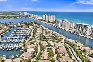 818 Spinnaker Dr Drive, Hollywood, FL 33019 - MLS#B26007634