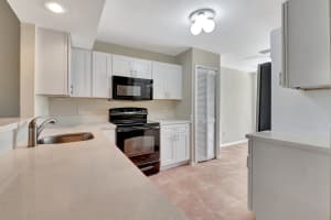 10321 Hidden Springs Court, Boca Raton, FL 33498 - MLS#B26007680